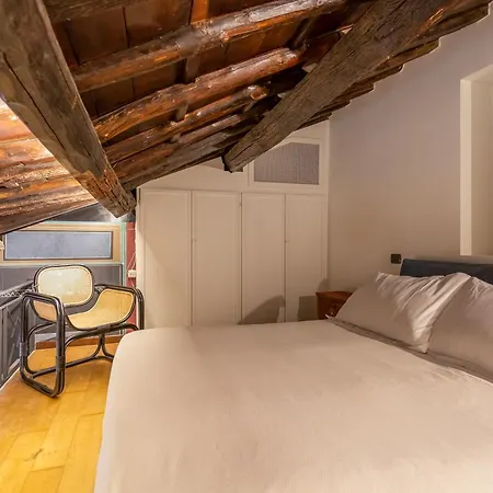 아파트 Art House Trastevere Luxury *