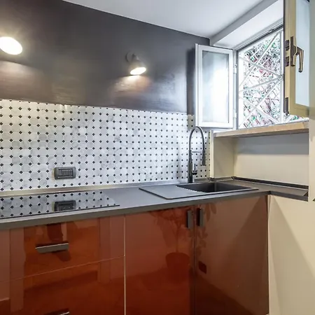 Art House Trastevere Luxury Apartament *